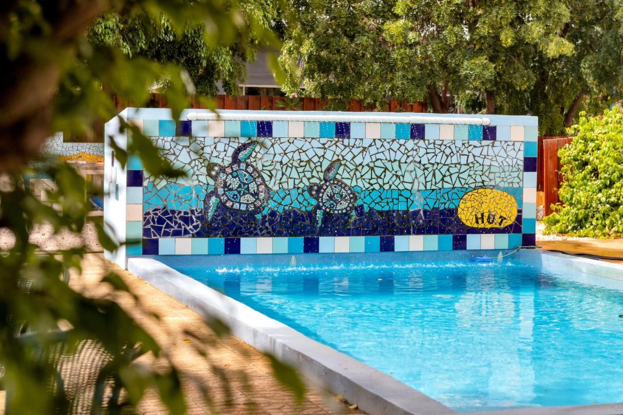 Hotel The Hut Bonaire à Playa Extérieur photo