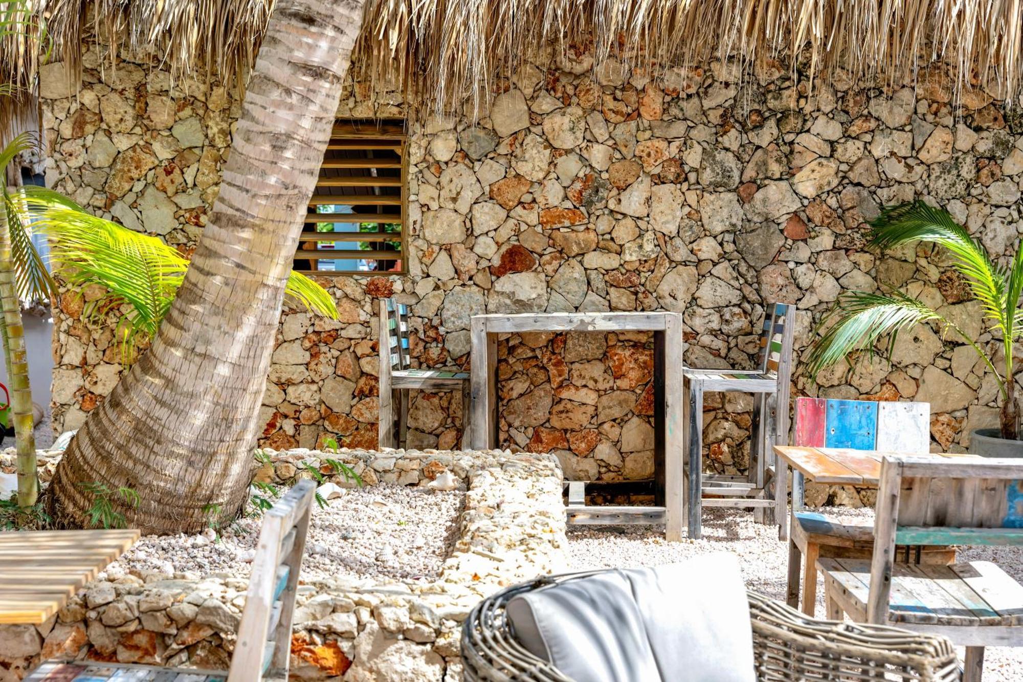 Hotel The Hut Bonaire à Playa Extérieur photo
